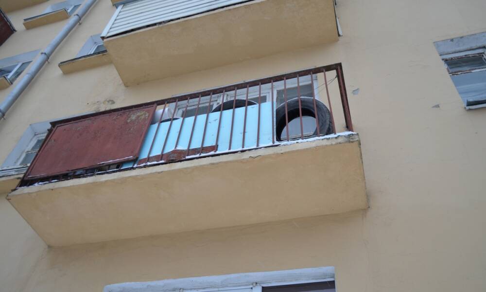 Минстрой прояснил, ждут ли россиян штрафы за остекление балконов