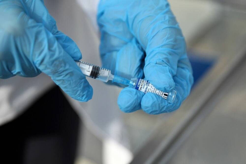 РАН: вакцины можно адаптировать под «Омикрон» за две недели