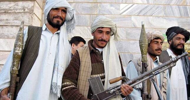 Талибы пообещали сурово наказывать за насилие в отношении экс-чиновников Афганистана