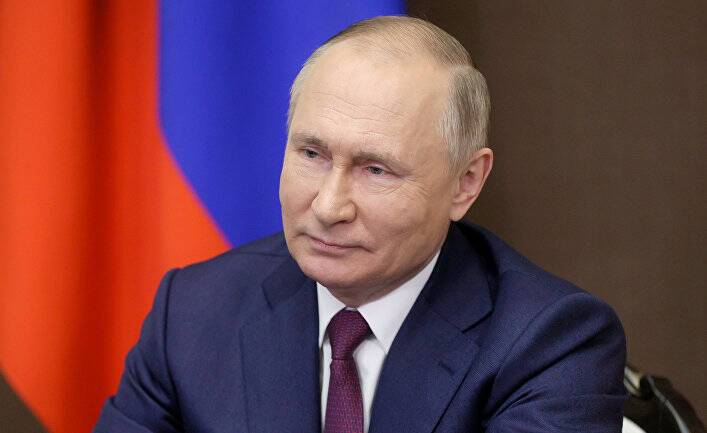 The Times (Великобритания): Байден не должен вступать в начатую Путиным игру в покер
