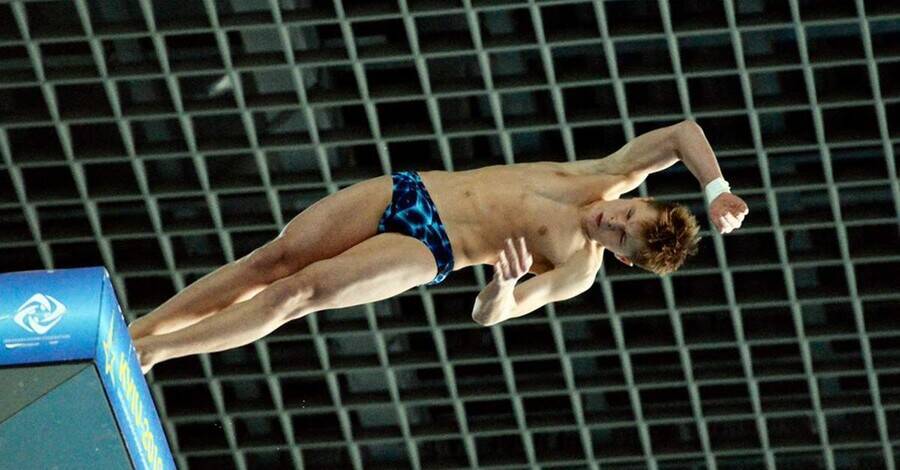 15-летний Алексей Середа выиграл золото юниорского чемпионата мира по прыжкам в воду