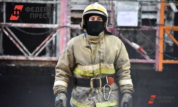 В Самаре произошёл крупный пожар в павильонах рынка на Безымянке