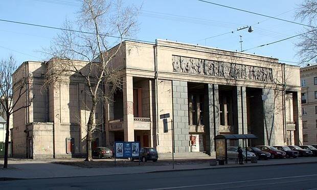 Депутат написала письмо Собянину с просьбой спасти кинотеатр «Москва» в Петербурге
