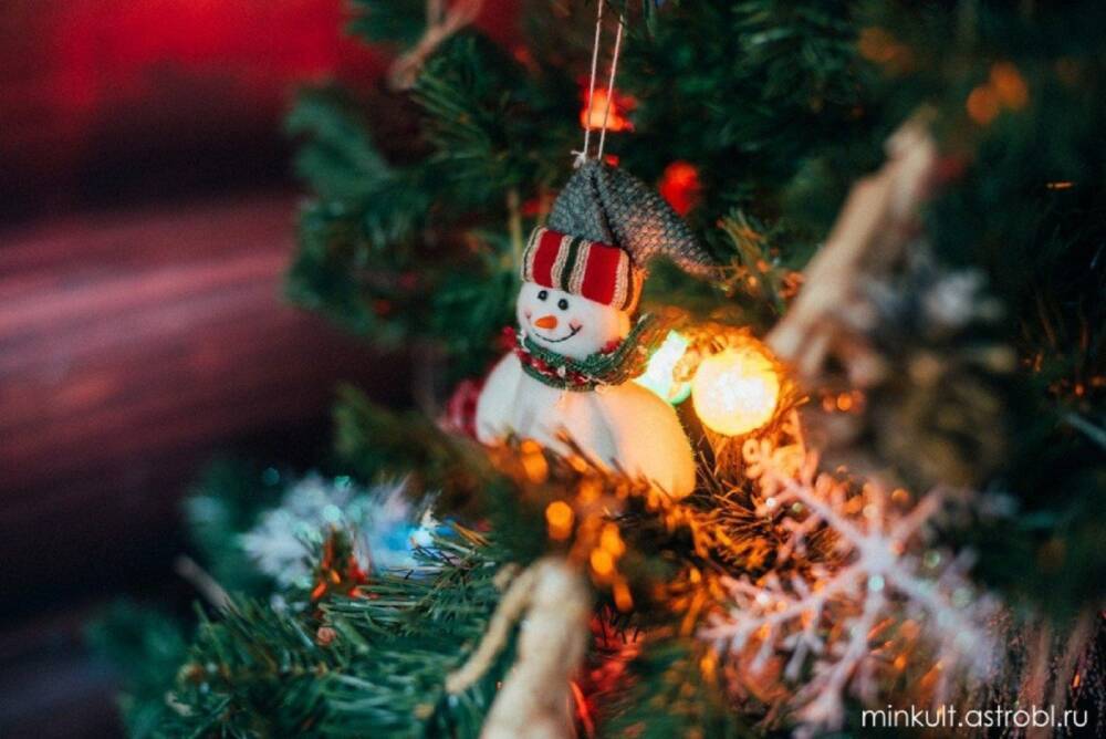 В Астрахани открывается 4-дневная ярмарка новогодних подарков