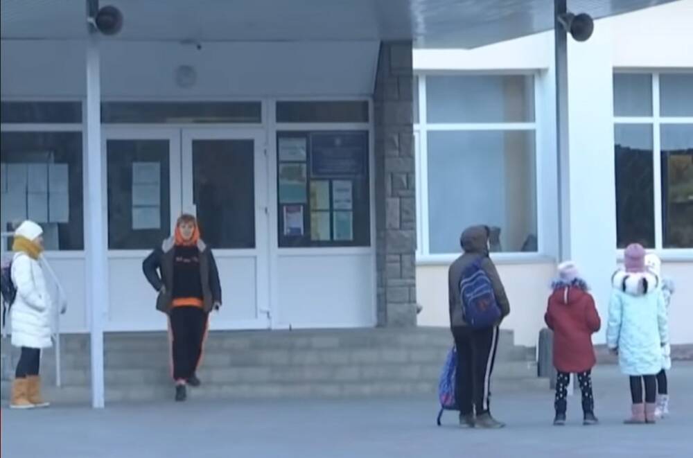 В Одессе рассказали о состоянии школьницы, которая выпила антисептик: "Никому в голову не приходило"