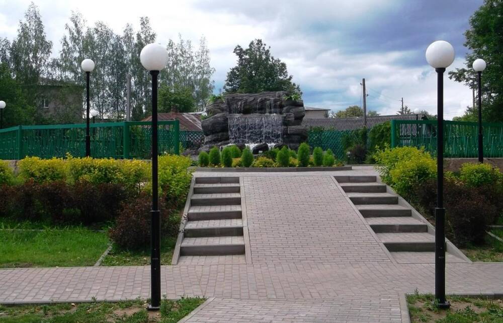 В Тверской области 18-летний вандал перебил фонари в парке, а потом попался на краже