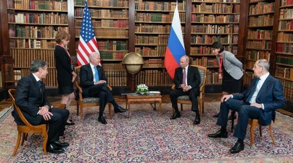 Байден потеряет США после переговоров с Путиным – WSJ