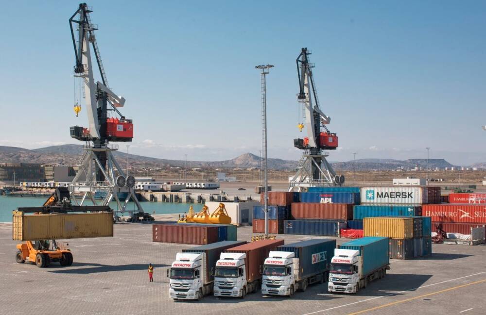 Обнародованы подробности стратегии развития Бакинского морского торгового порта до 2035 г.