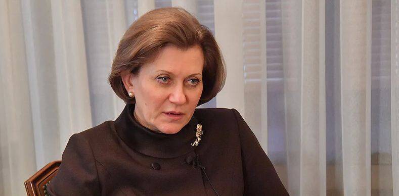 Попова заявила, что омикрон-штамм может попасть в Россию из 50 стран