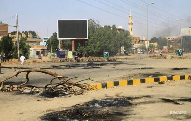 В Судане в результате нападения боевиков погибло 48 человек - СМИ