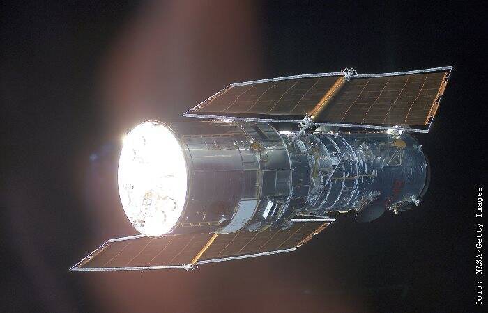 Специалисты НАСА вернули телескоп Hubble к работе