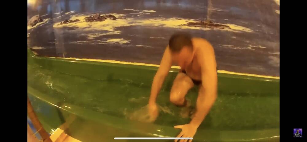 Соцсети: в аквапарке «Окская жемчужина» посетитель сломал ногу на горке «Камикадзе»