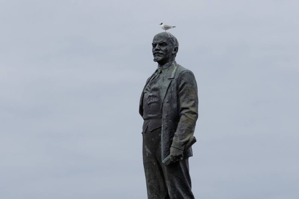 «Передоз» Ильичом: псковичи предложили переименовать площадь Ленина и нарвались на скандал