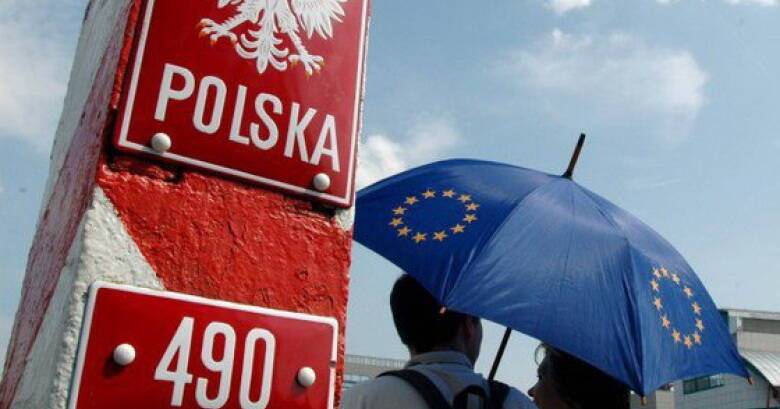 Польша меняет правила въезда: что теперь понадобится туристам