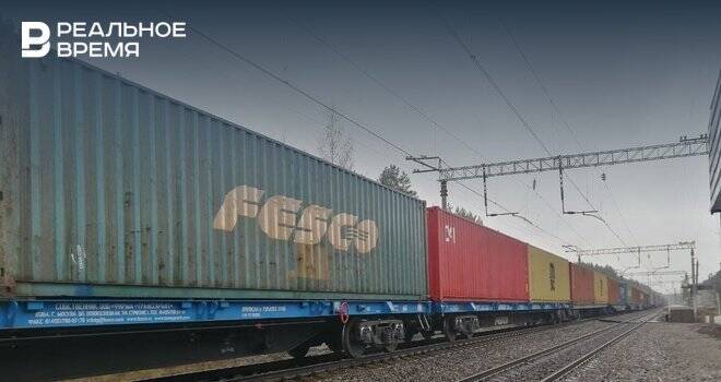 В Кировской области с рельсов сошел грузовой поезд