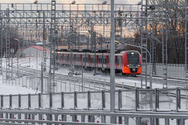 График движения поездов на восьми направлениях МЖД изменится с 12 декабря