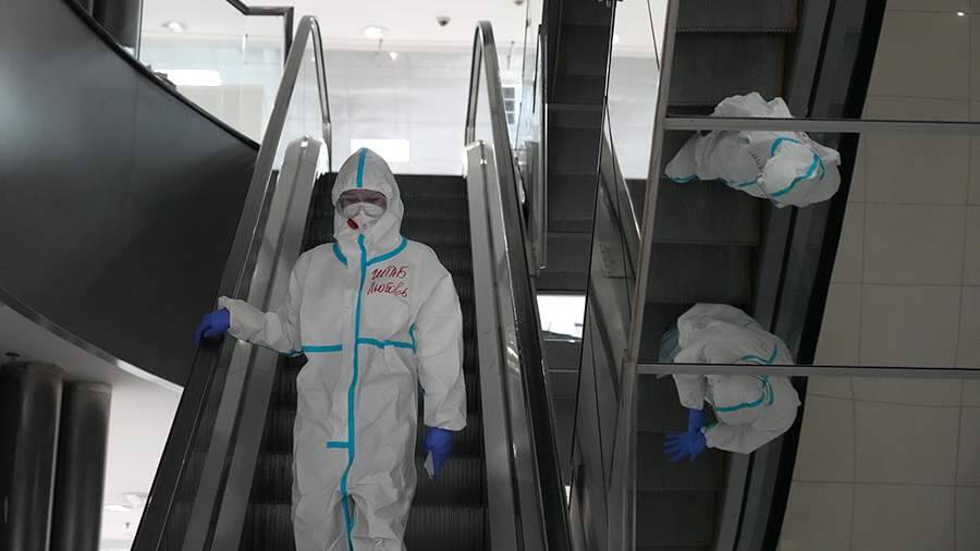 В России за сутки выявили 30 209 случаев коронавируса