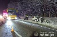 На Тернопольщине маршрутка столкнулась с легковушкой: 9 пострадавших