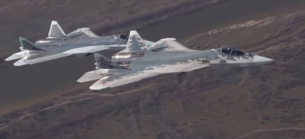 В ВПК рассказали, когда истребители Су-57 получат новые двигатели