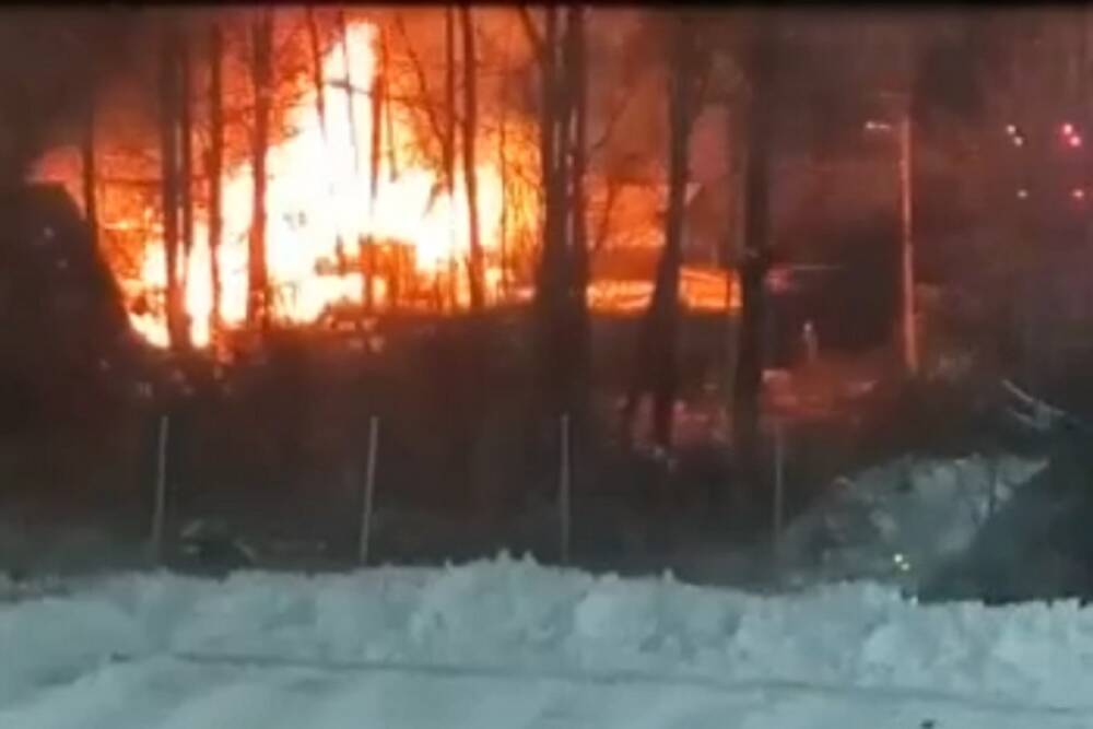 В Заволжском районе Ярославля в пожаре серьезно пострадал мужчина