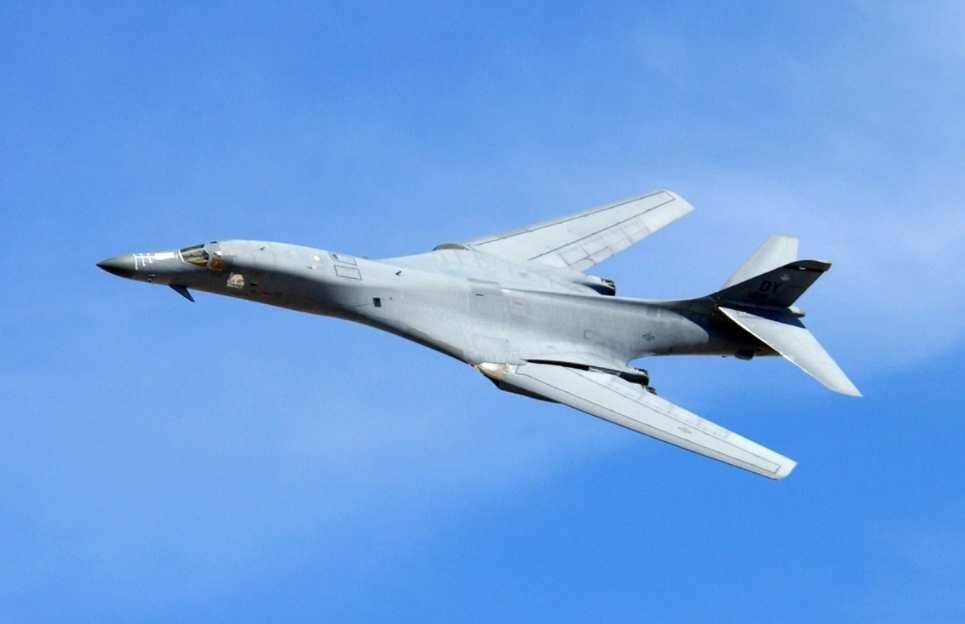 Герасимов: ВВС США отрабатывают у границ РФ пуски крылатых ракет