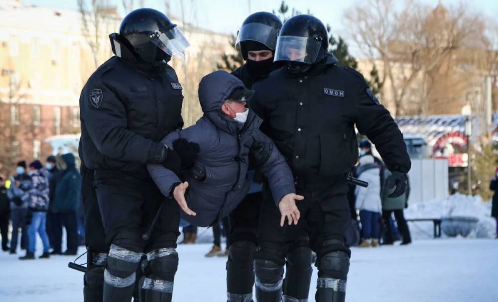 Митинги Навального, рекордная убыль населения и чей-то приморский дворец