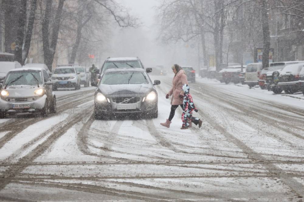 Всю Украину накроют снегопады и дожди в первый день февраля: карта