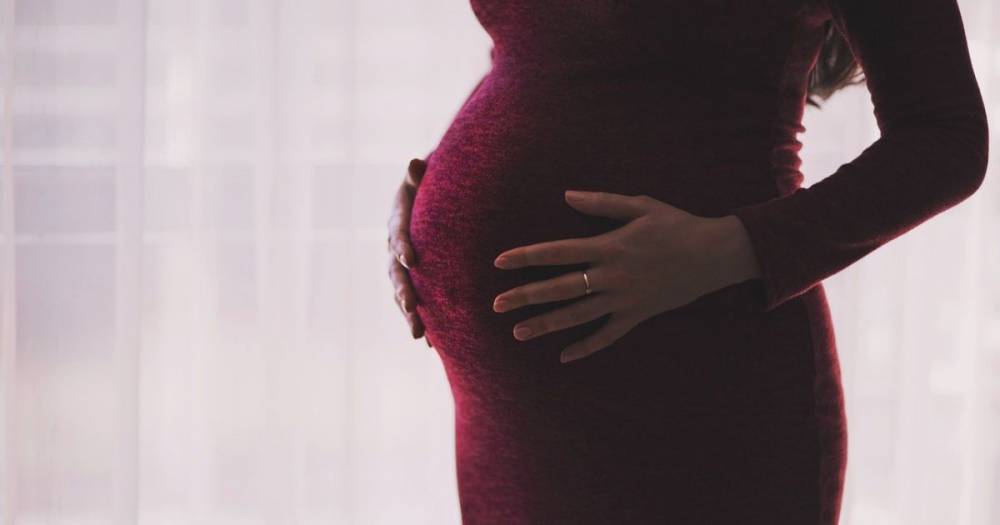 Смерть роженицы и младенца в Херсонской области: врача, которая принимала роды, отправляют на стажировку