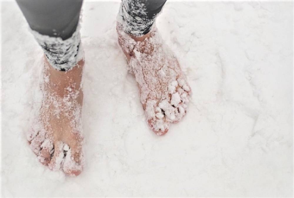 Босиком по снегу: норвежец пробежал полумарафон в экстремальных условиях и установил рекорд