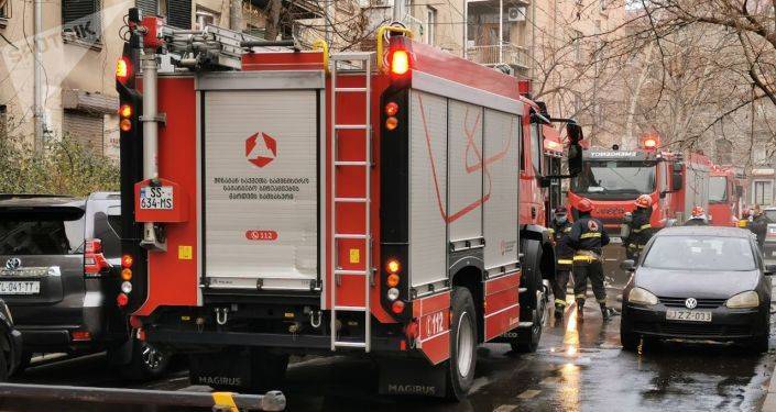 Пожар в центре Тбилиси ликвидирован: пострадал один человек