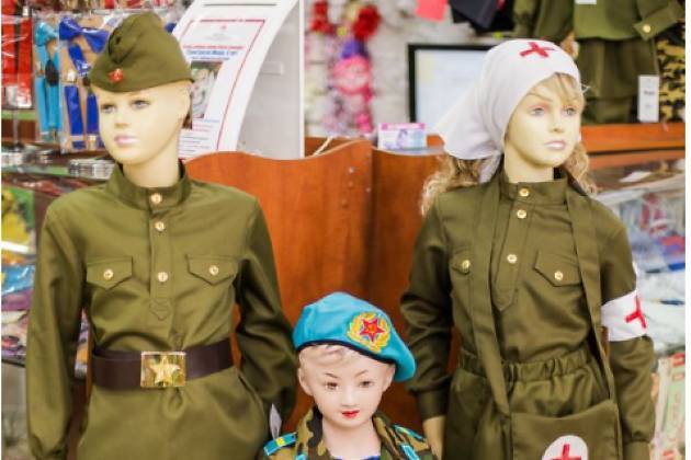 Детская военная форма и новинки демисезонной одежды поступили в отдел «Для самых главных»