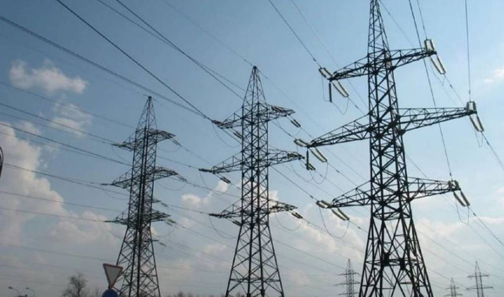 Кабинет Министров должен немедленно остановить закупку тока из России – Яценюк