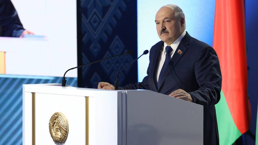 Лукашенко – о многодетной Беларуси, бесплатной вакцинации и росте зарплат