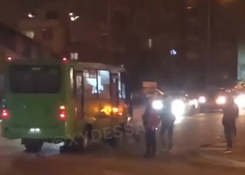 "Шансов выжить не было": в Одессе пешехода сбили дважды, жуткая авария попала на видео