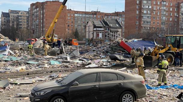 В России мощный взрыв полностью уничтожил торговый центр