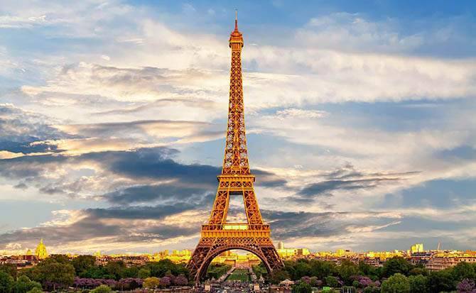Во Франции Эйфелева башня сменит цвет к Олимпийским играм 2024 года