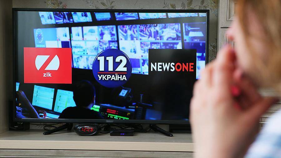 В Киеве решили через суд лишить лицензий три украинских канала