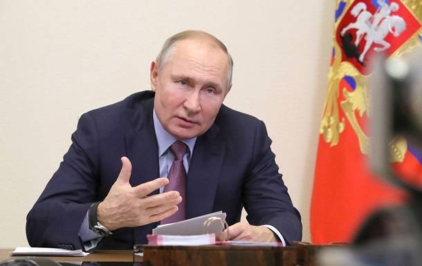 Путин заявил, что Россия "не бросит Донбасс"