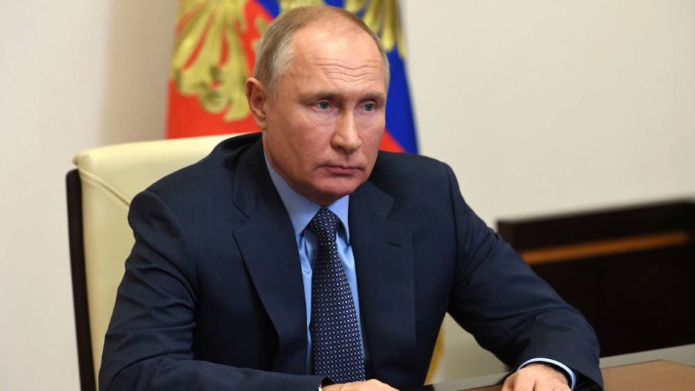 Путин оценил действия России в борьбе с COVID-19