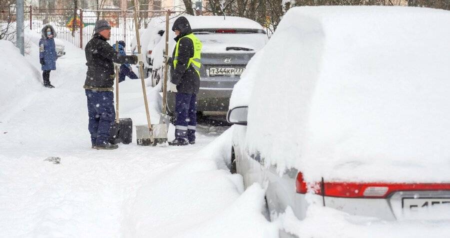 Высота снежного покрова в Москве превысила норму в 2 раза