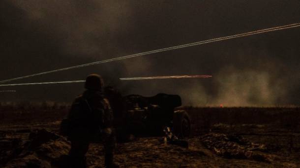 13 февраля на фронте: с российской стороны - 2 обстрела из гранатометов, с украинской - без боевых потерь