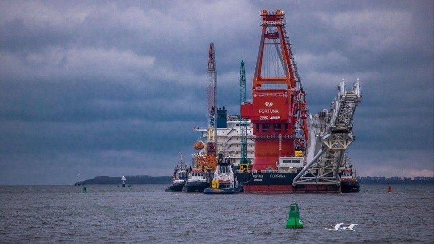 Укладку труб «Северного потока — 2» возобновили в Балтике