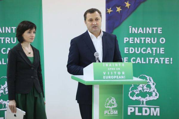 В Молдавии забыли: проевропейская Санду — новая версия жуликов-либералов