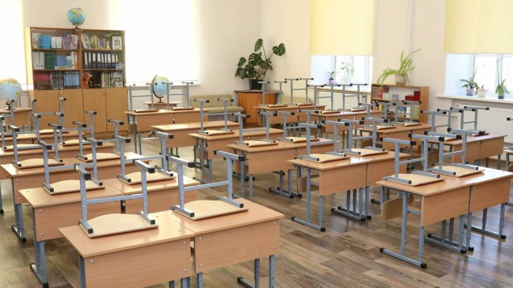 В Якутии агрессивный школьник ударил учительницу по лицу на уроке