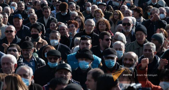 Насильно митинговать не будешь: полиция Армении предостерегла работодателей