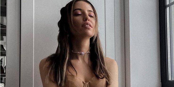 «Грустная и честная». Надя Дорофеева объявила о выпуске новой песни и показала фото в сексуальном образе