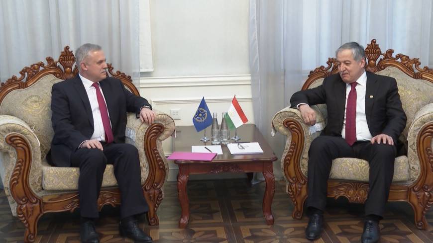 Генсек ОДКБ обсудил в Душанбе подготовку к учениям и Совету министров обороны организации