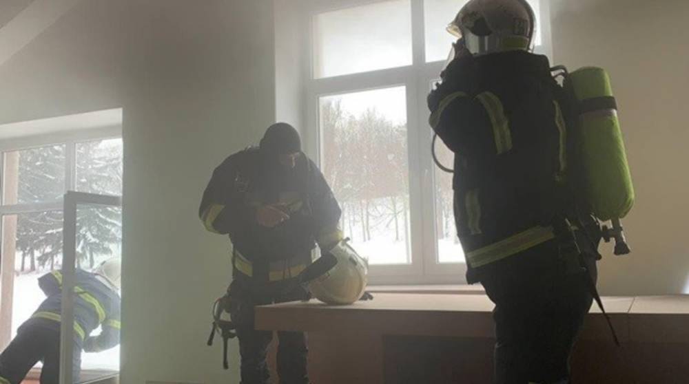 В Ровно вспыхнул пожар в здании ОГА