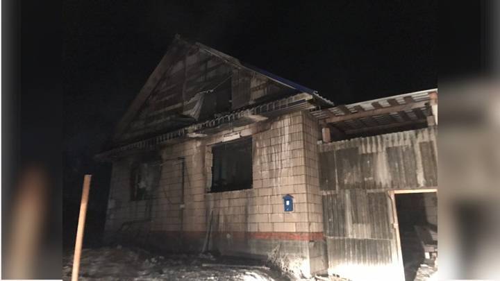 В Пермском крае дети, оставшись дома одни, погибли на пожаре