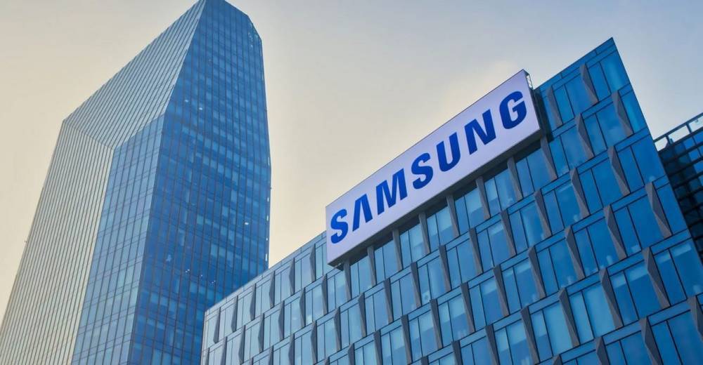 Samsung обязали остановить работу двух фабрик по производству микросхем в США